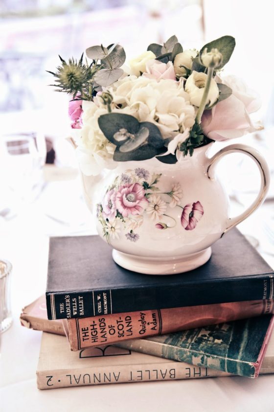 Vintage Style Wedding Cake