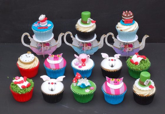 Alice in Wonderland Cupcakes